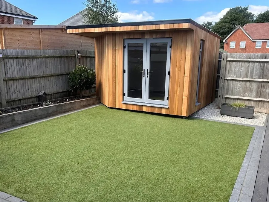 Cedar Lodge Garden Rooms