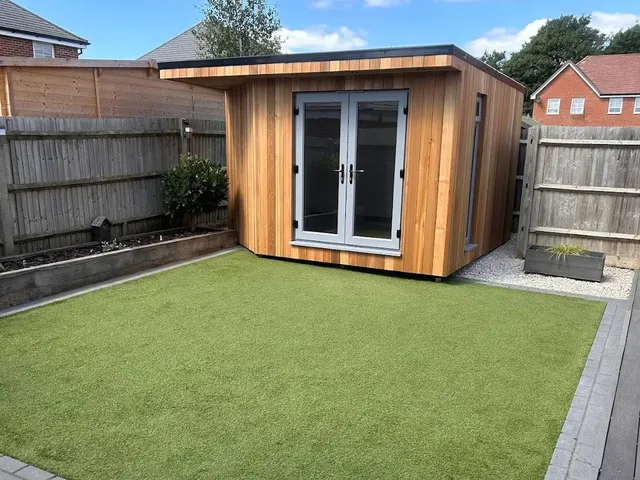 Cedar Lodge Garden Rooms