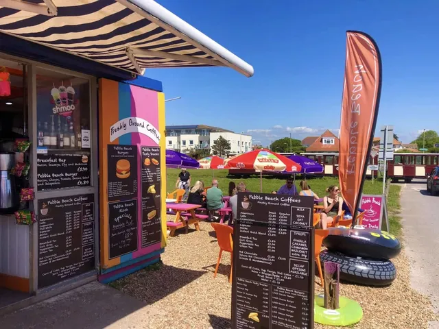 Pebble Beach Café: Hayling Island Seafront Stop