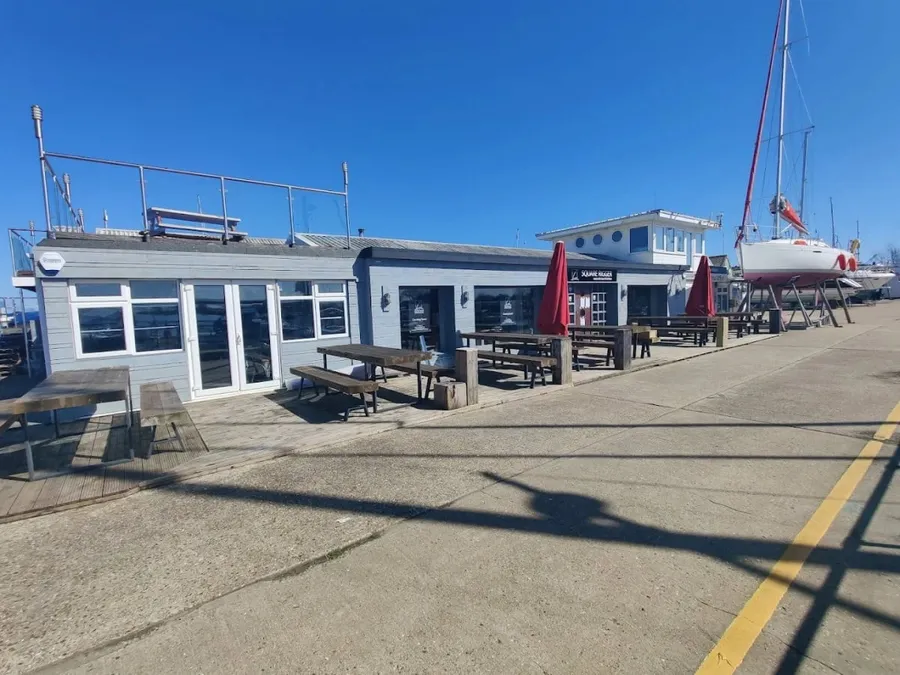 Square Rigger Waterside Bar & Kitchen