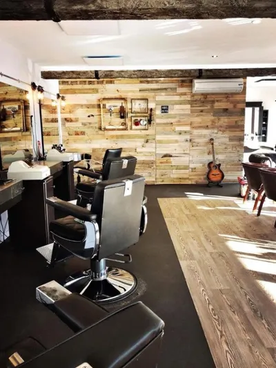 barber's shop